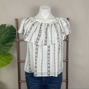 Daytrip White & Gray Tribal Priny Off The Shoulder Ruffle Top (Sz Medium)